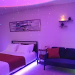 Private Room & Bathroom In Shared Oceanfront Home, Marina Del Rey