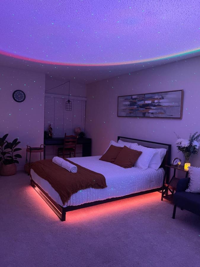 Private & Bathroom In Shared Oceanfront Home, Marina Del Rey Hospedagem domiciliar Los Angeles